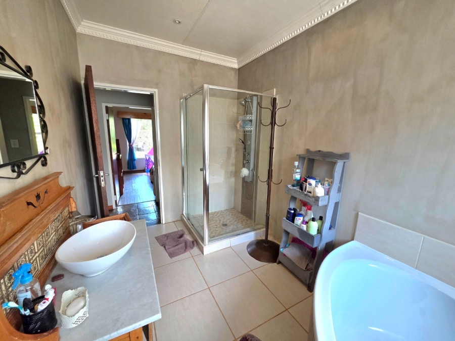 5 Bedroom Property for Sale in Panorama Free State